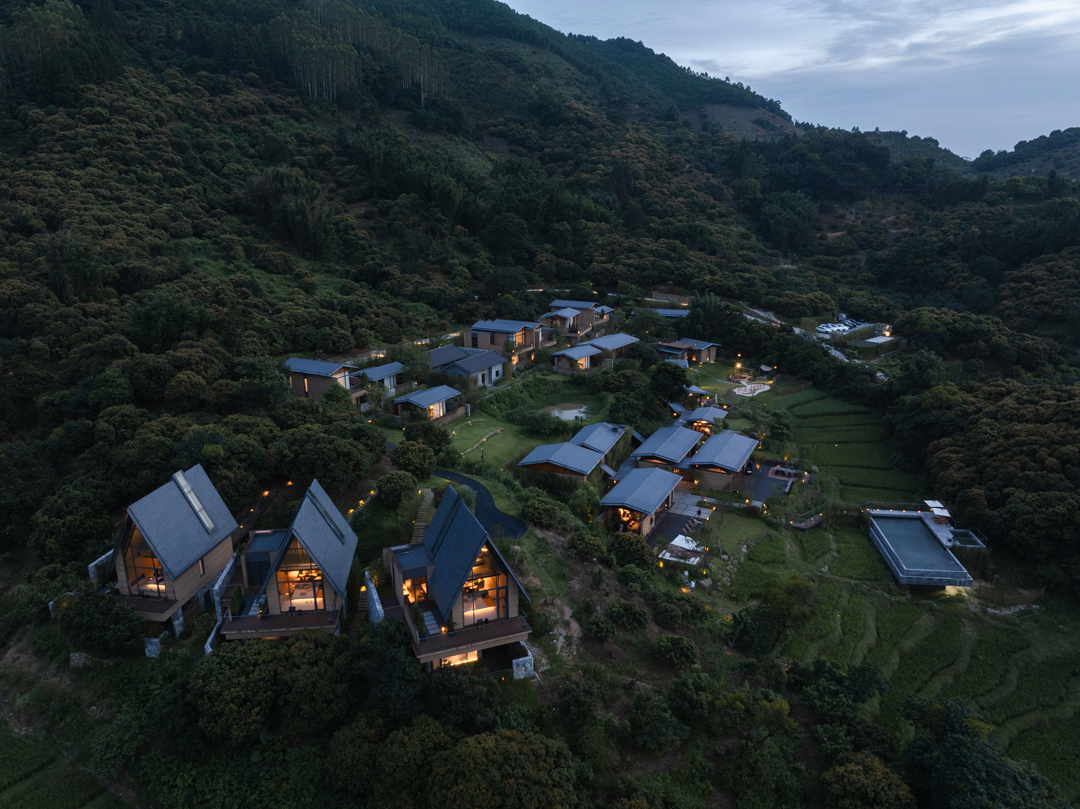 08-摄影：DONG建筑影像.png